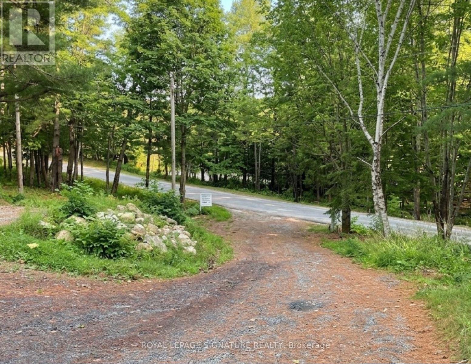 613 Long Lake Road Property Photo 30