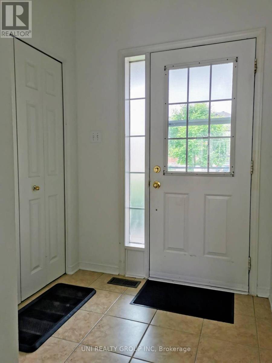 180 Claridge Drive Property Photo 3