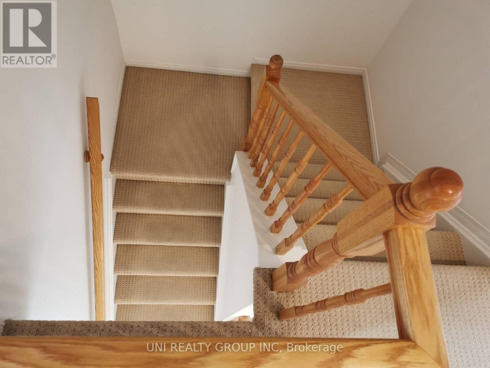 180 Claridge Drive Property Photo 12