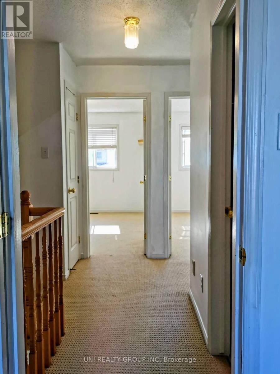 180 Claridge Drive Property Photo 13