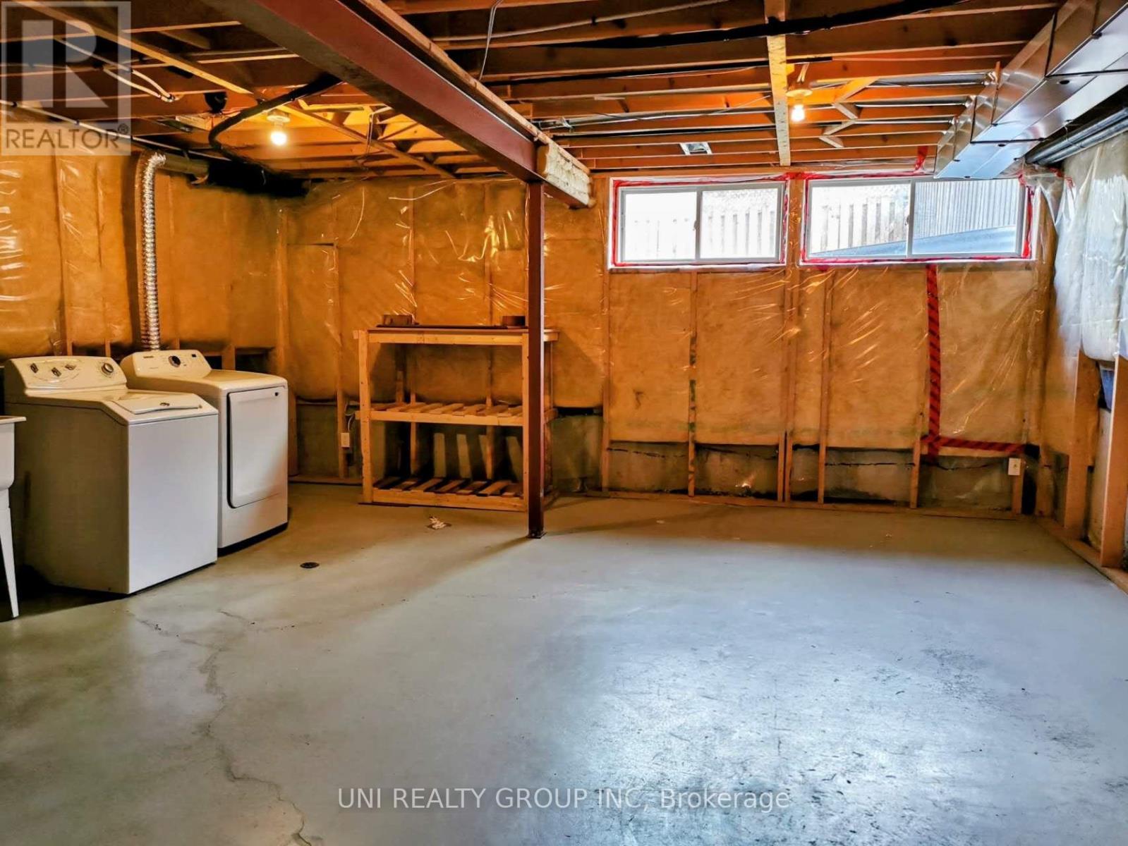 180 Claridge Drive Property Photo 20