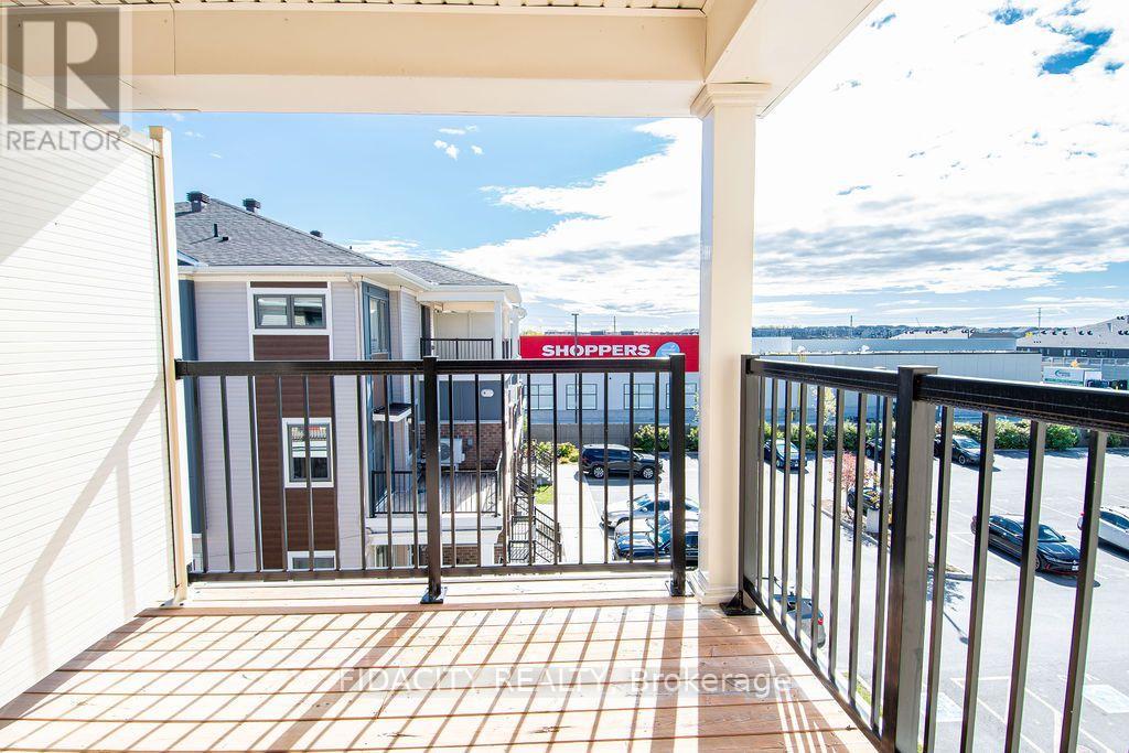 277 Zenith Private Property Photo 14