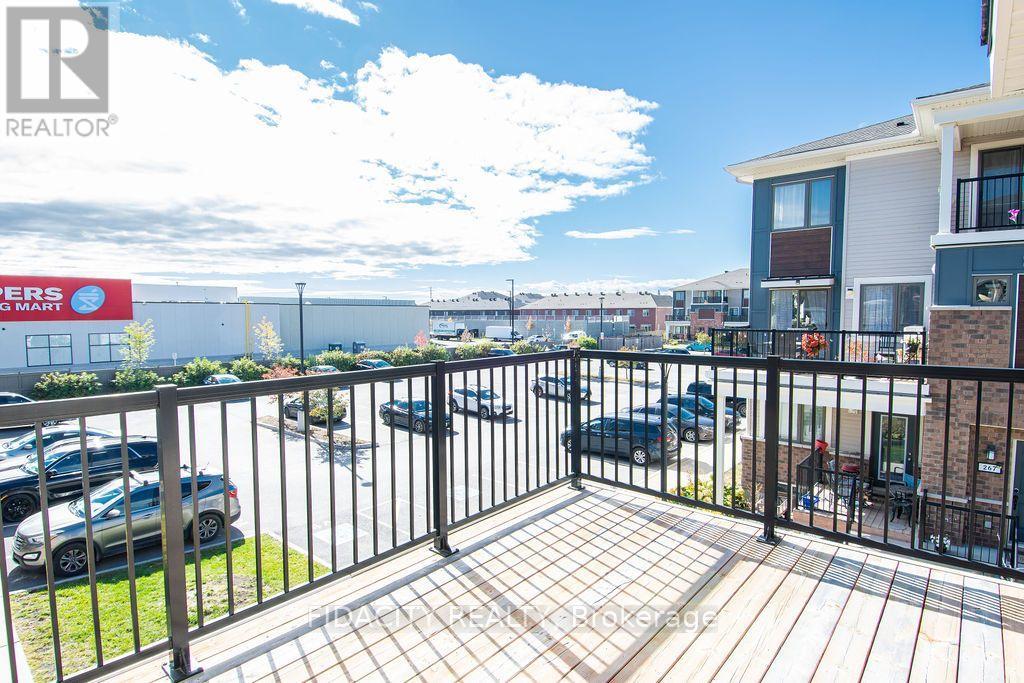 277 Zenith Private Property Photo 15