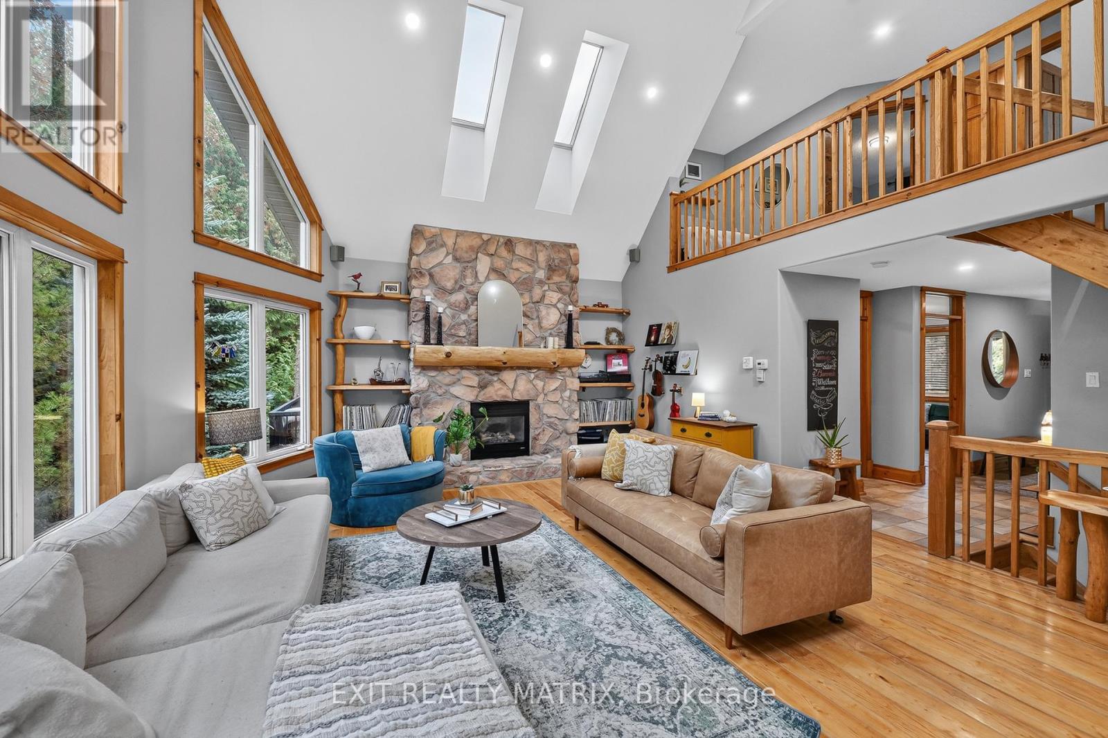 8010 Iveson Drive Property Photo 13