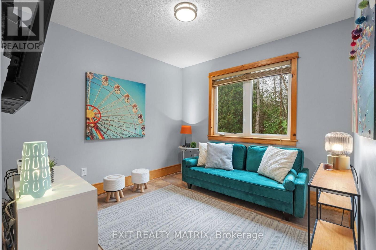 8010 Iveson Drive Property Photo 27