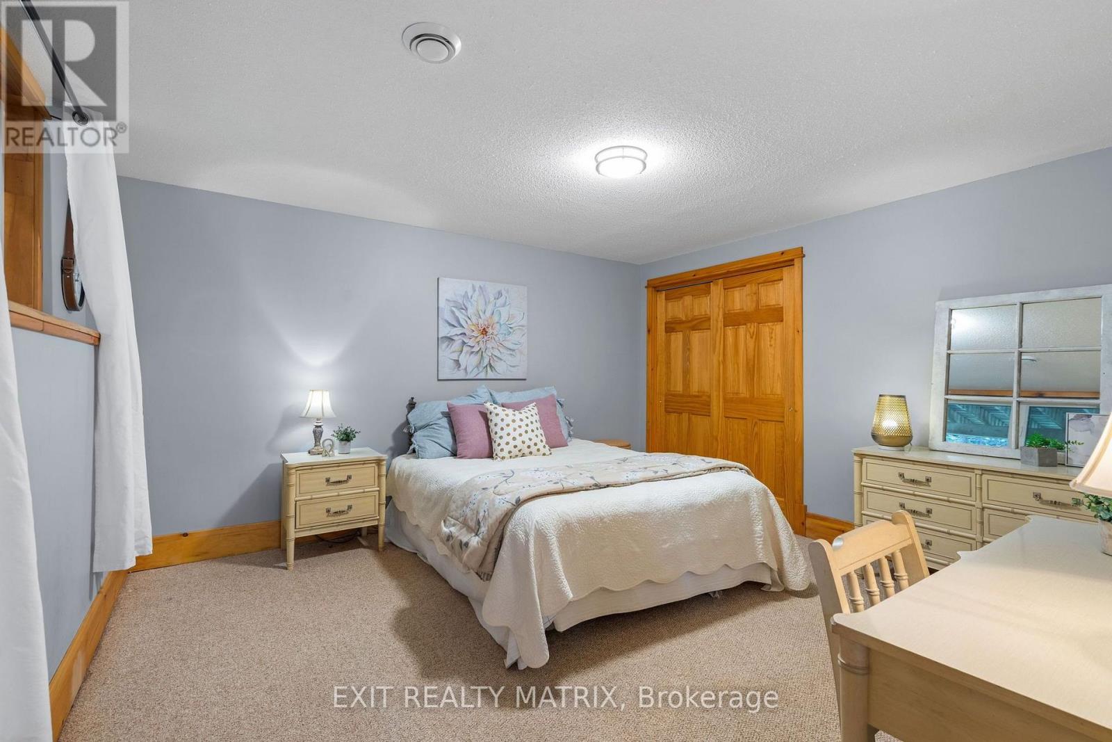 8010 Iveson Drive Property Photo 36
