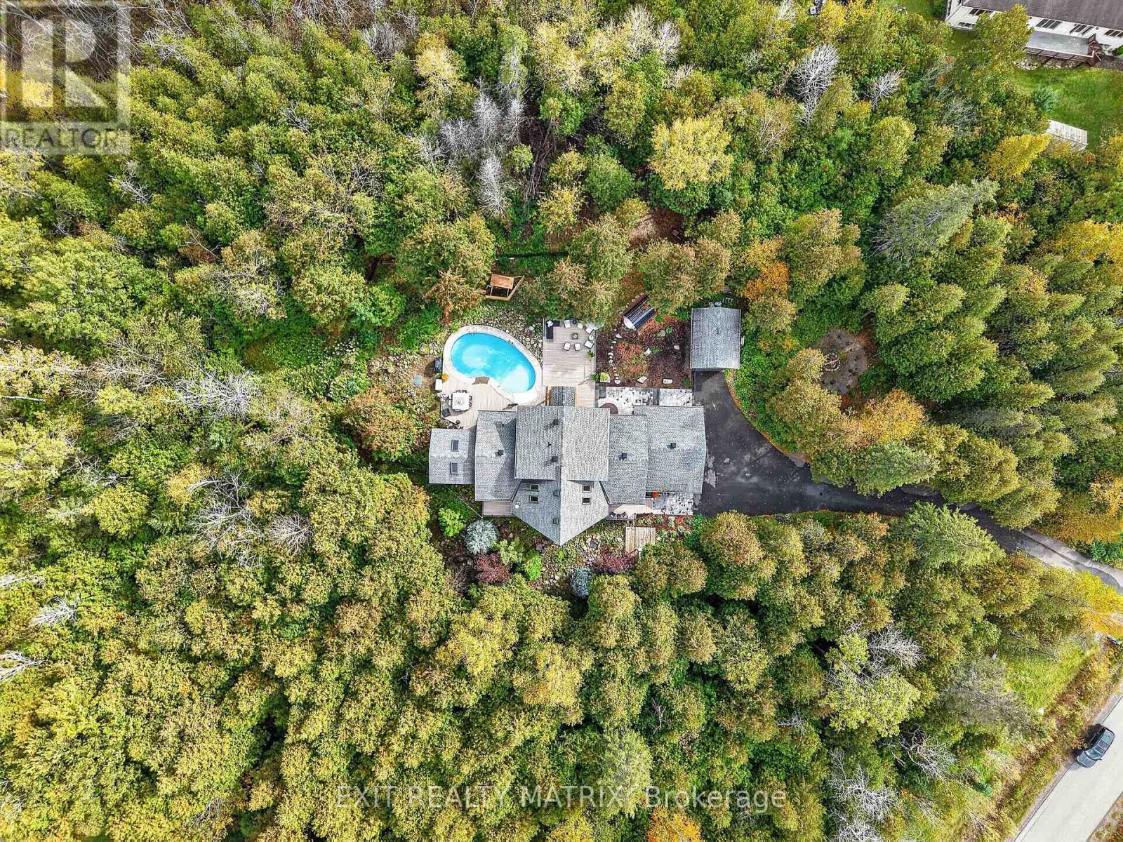 8010 Iveson Drive Property Photo 47