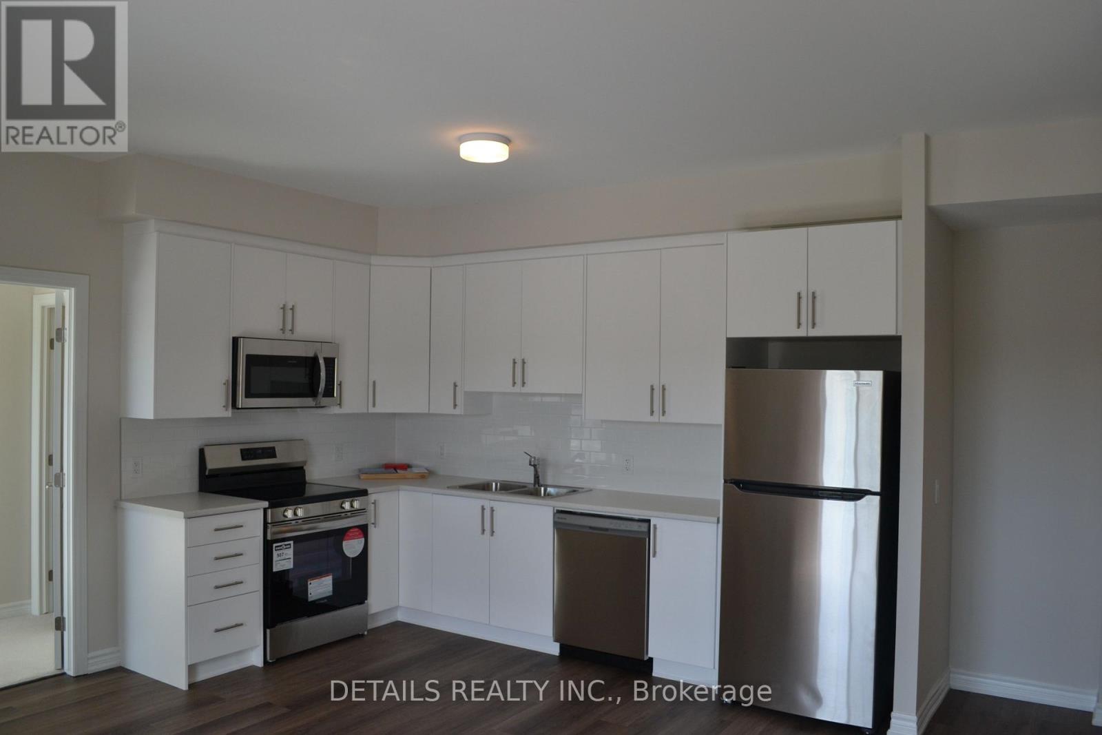 220 - 397 Codds Road Property Photo 8