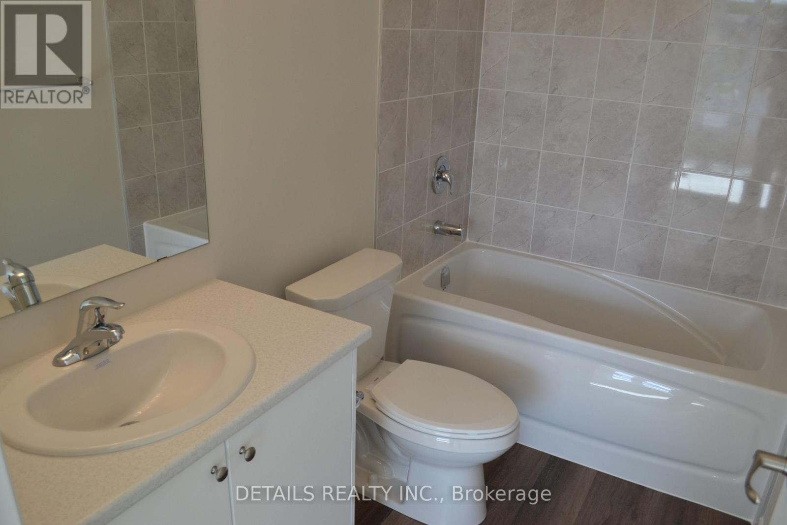220 - 397 Codds Road Property Photo 16