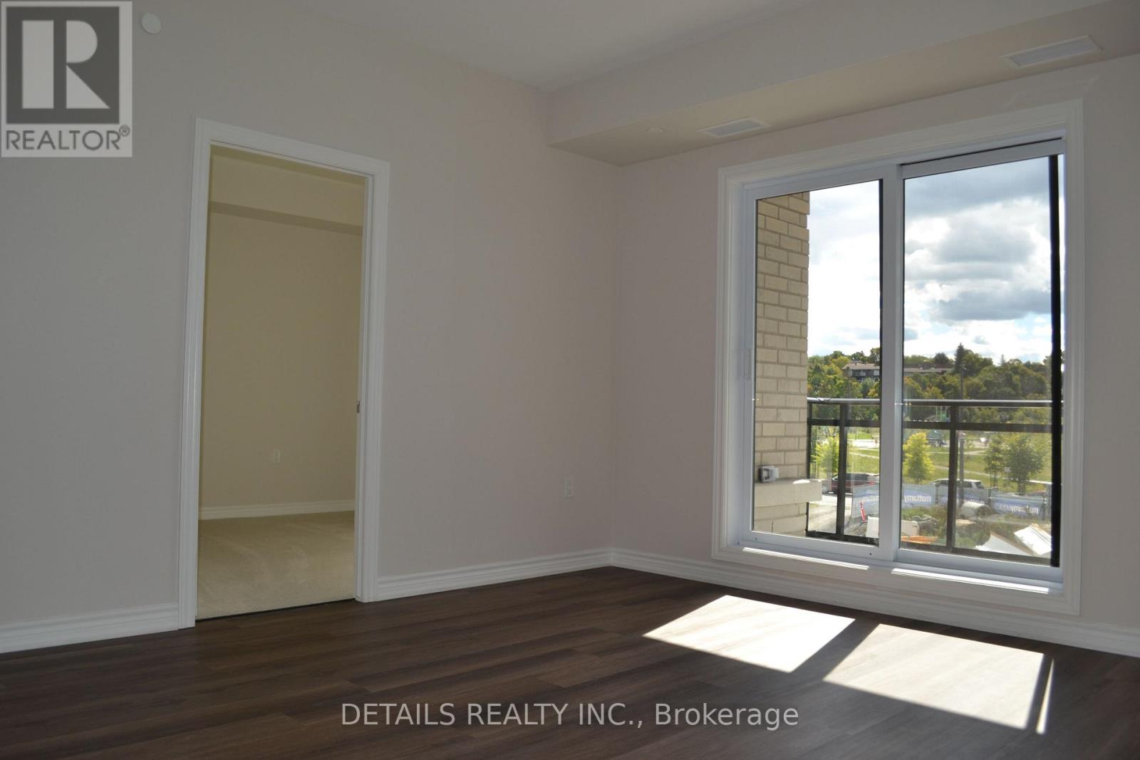 220 - 397 Codds Road Property Photo 21
