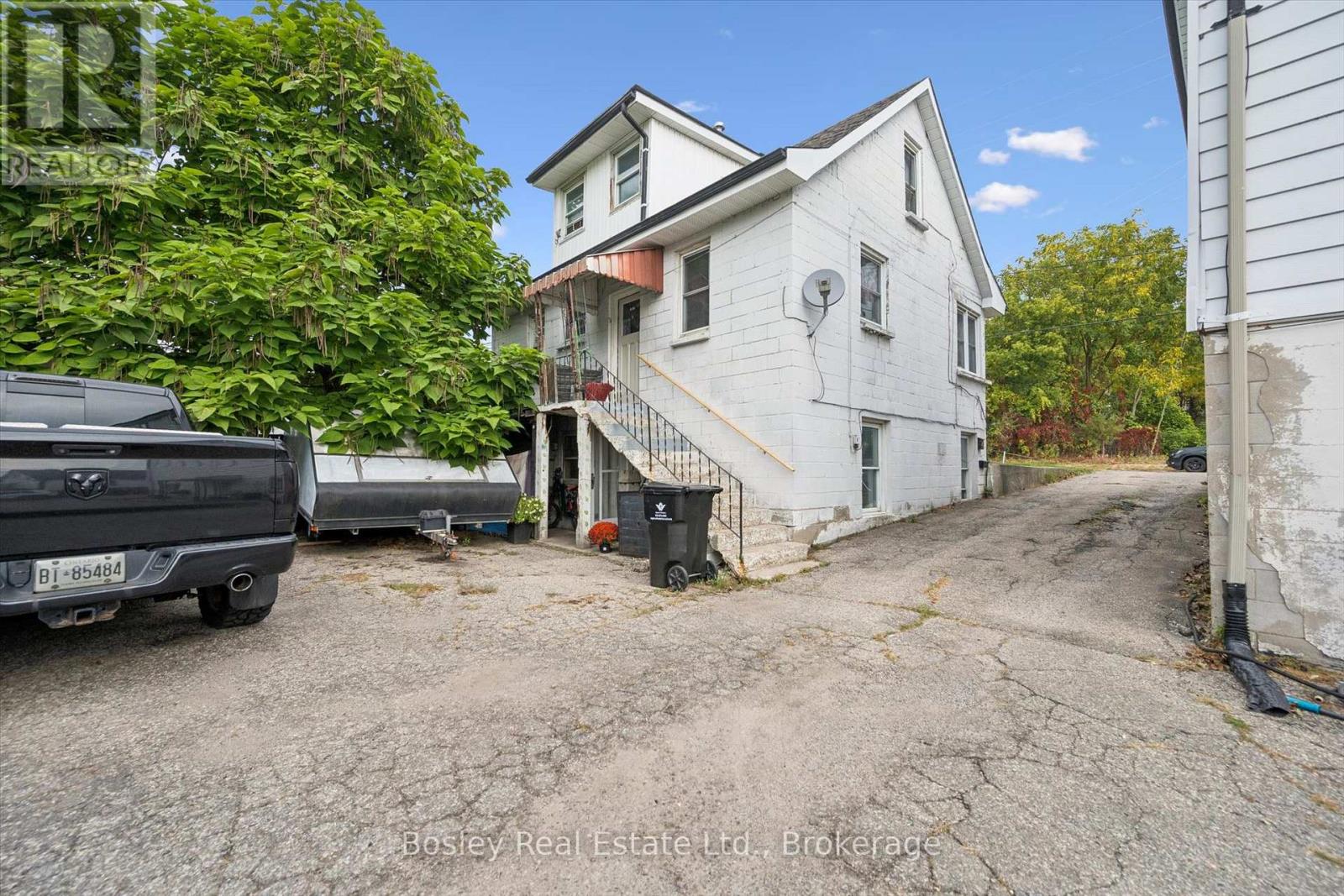 34 Jaffray Street Property Photo 8