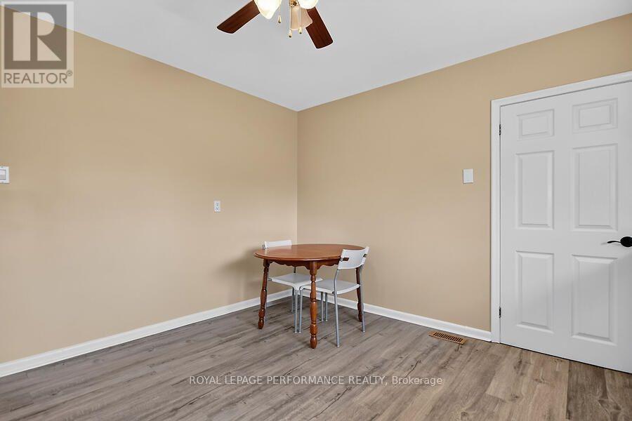 964 Connaught Avenue Property Photo 9