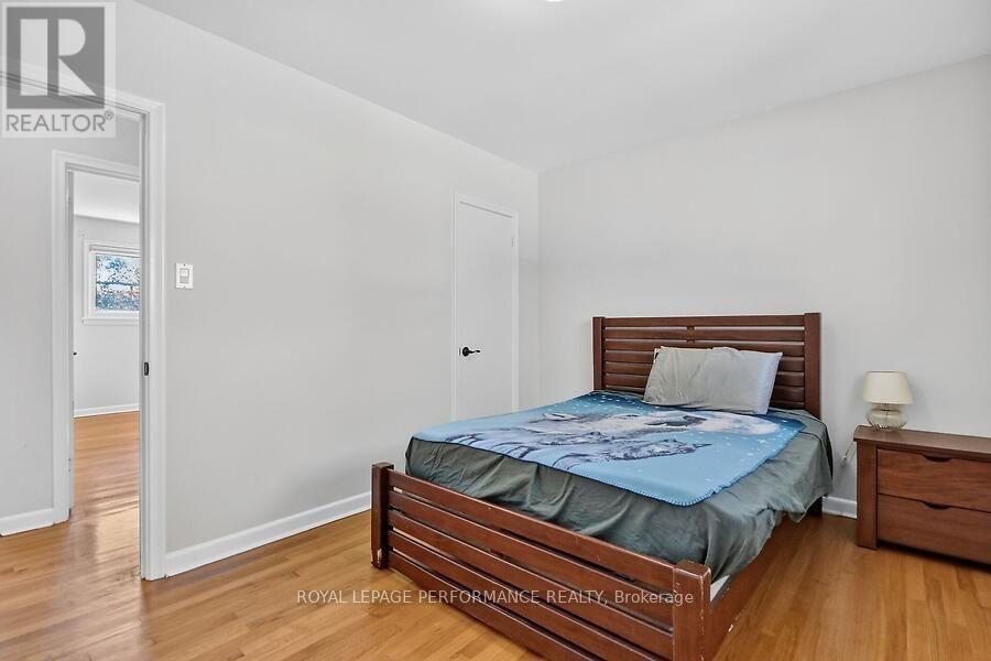 964 Connaught Avenue Property Photo 10