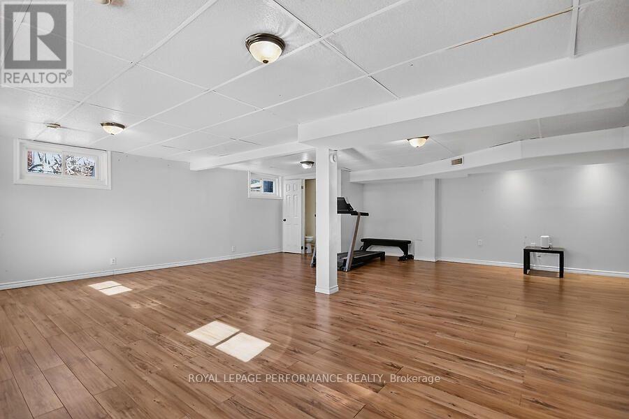 964 Connaught Avenue Property Photo 20