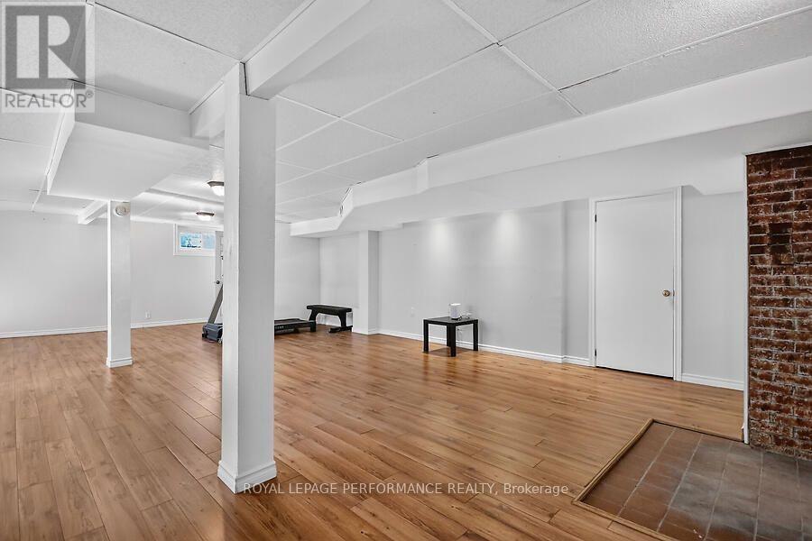 964 Connaught Avenue Property Photo 21