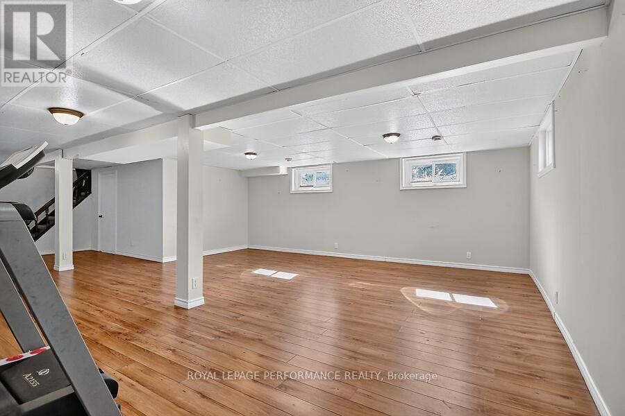 964 Connaught Avenue Property Photo 22
