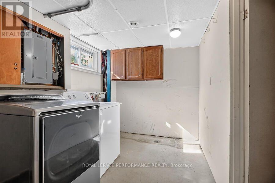 964 Connaught Avenue Property Photo 25