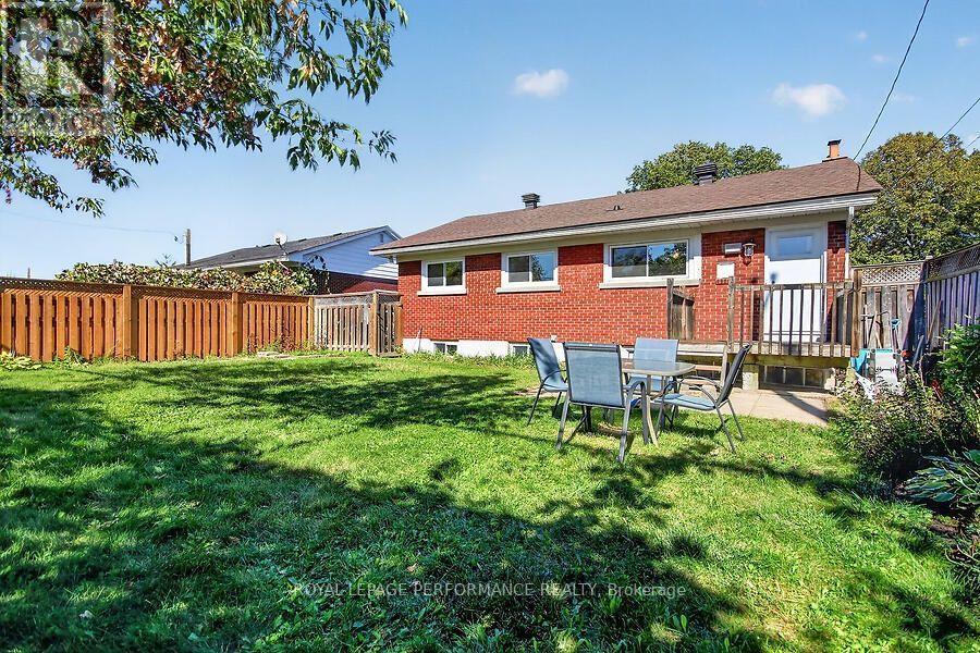 964 Connaught Avenue Property Photo 29