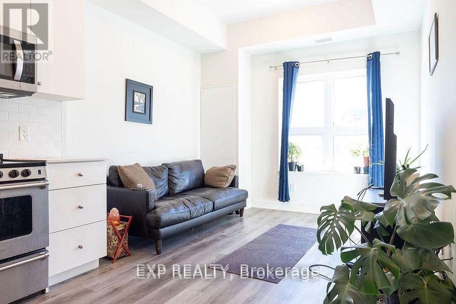 101 - 110 Fergus Avenue Property Photo 7