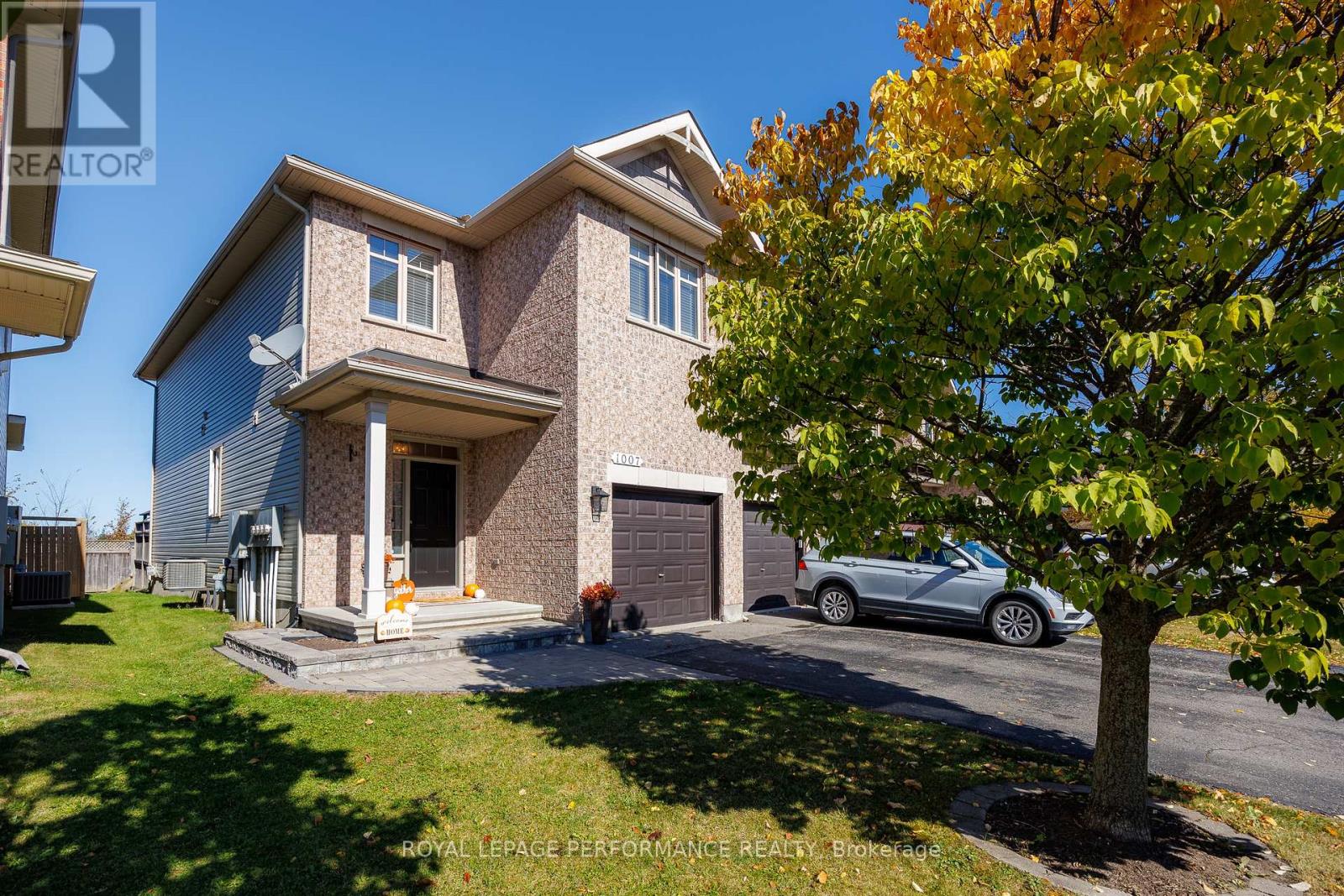 1007 Grapefern Terrace Property Photo 3