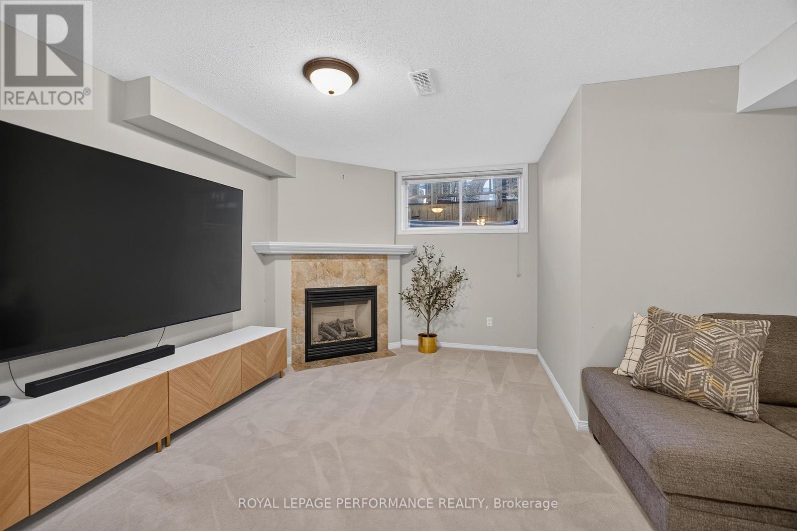 1007 Grapefern Terrace Property Photo 42