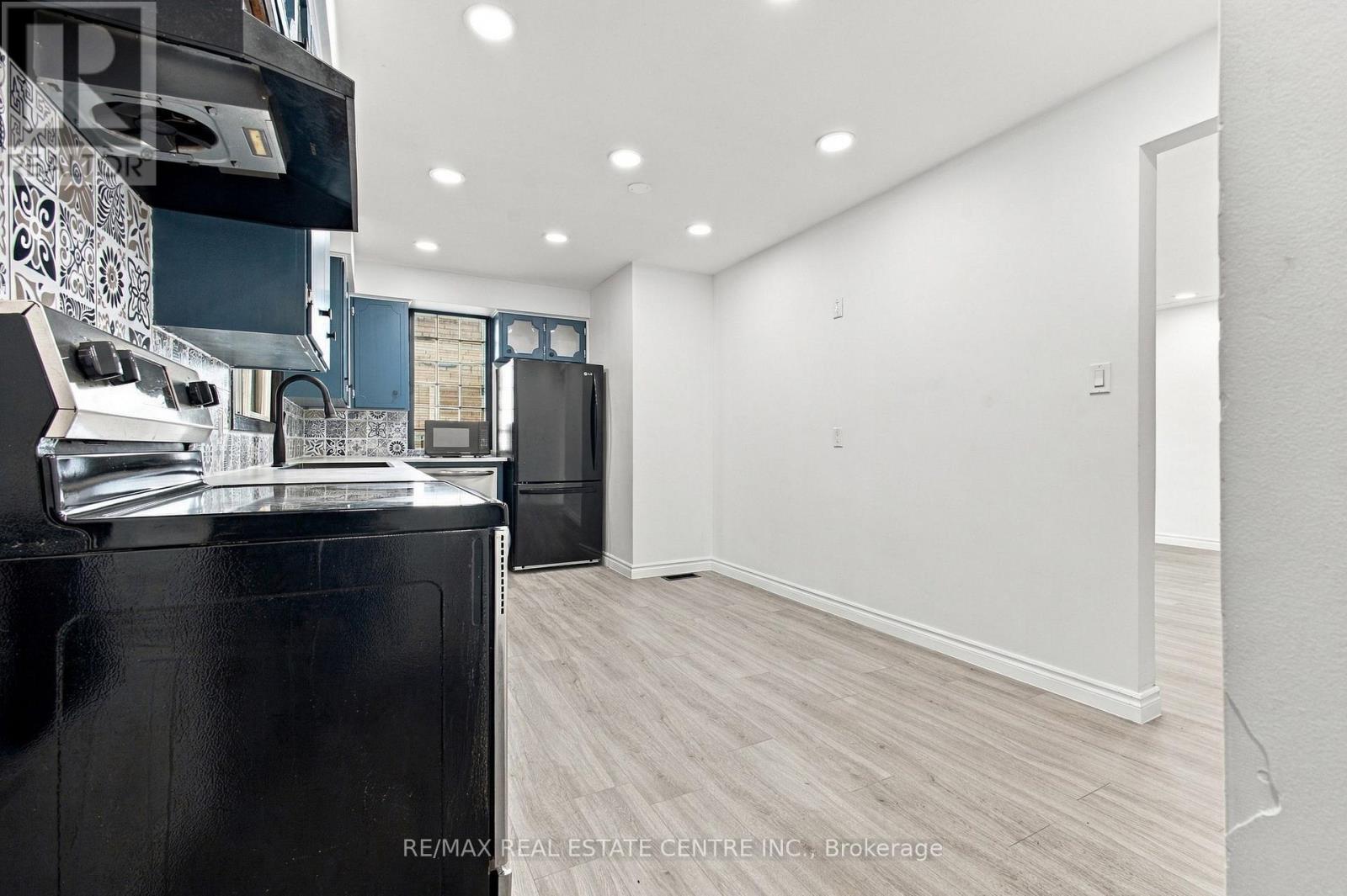 246 Hillcrest Road Property Photo 16