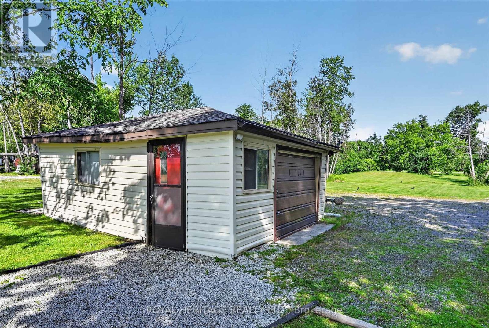100 Clearview Drive Property Photo 33