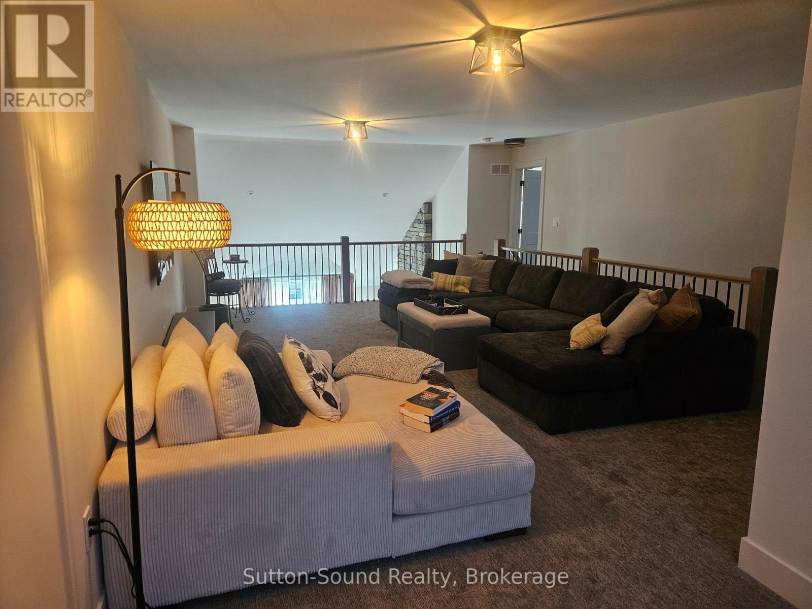 303 Sandpiper Lane Property Photo 17