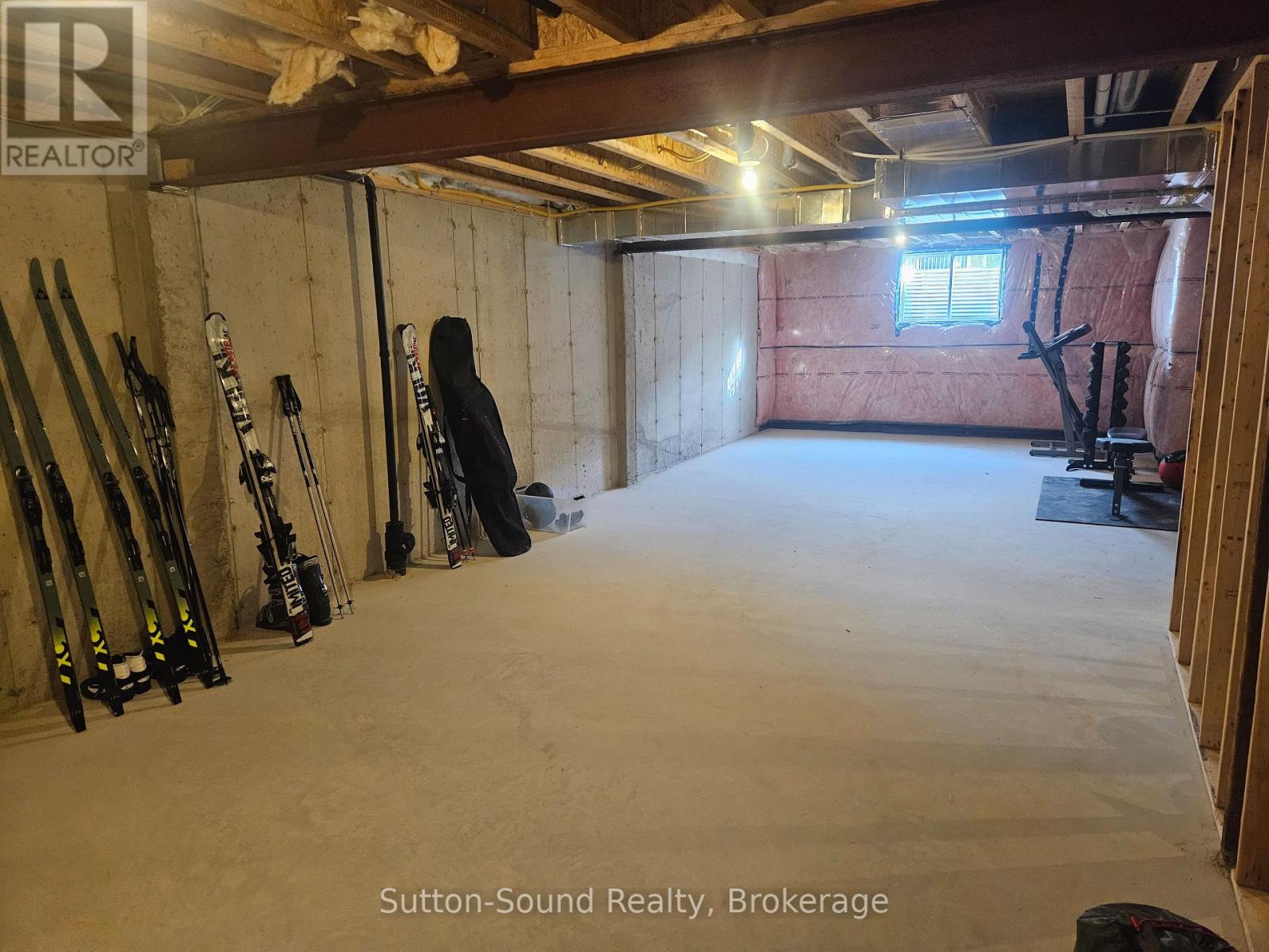 303 Sandpiper Lane Property Photo 27