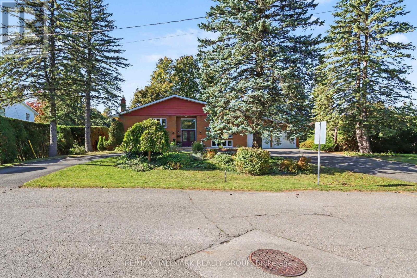 26 Whippoorwill Drive Property Photo 3