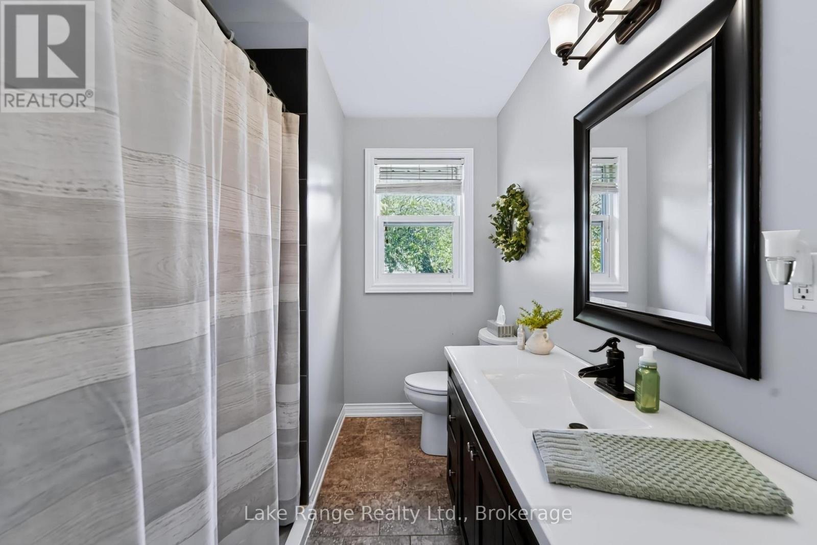 701 Maple Street Property Photo 12
