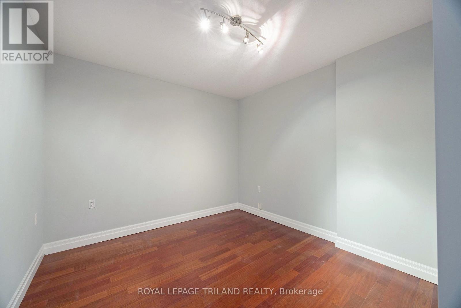 1202 - 250 Pall Mall Street Property Photo 7