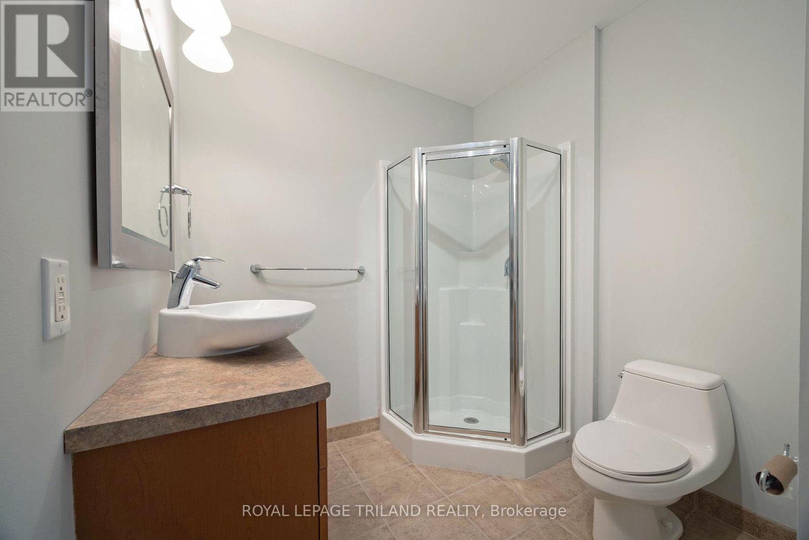 1202 - 250 Pall Mall Street Property Photo 12