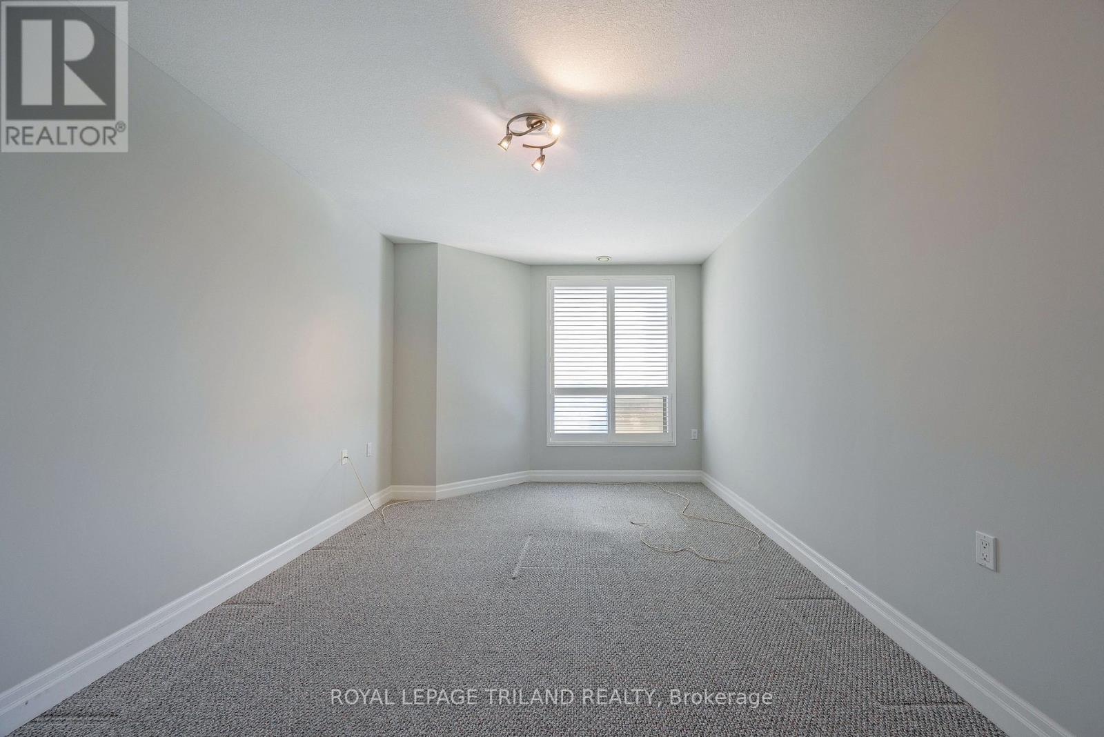 1202 - 250 Pall Mall Street Property Photo 15