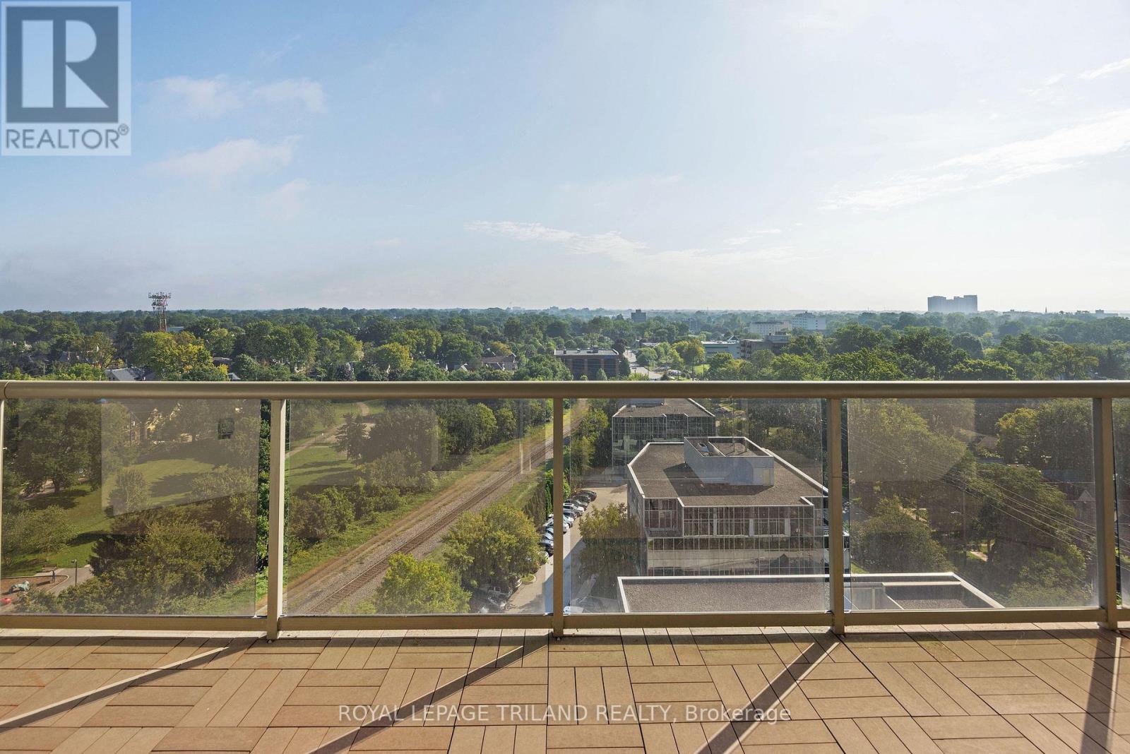 1202 - 250 Pall Mall Street Property Photo 22