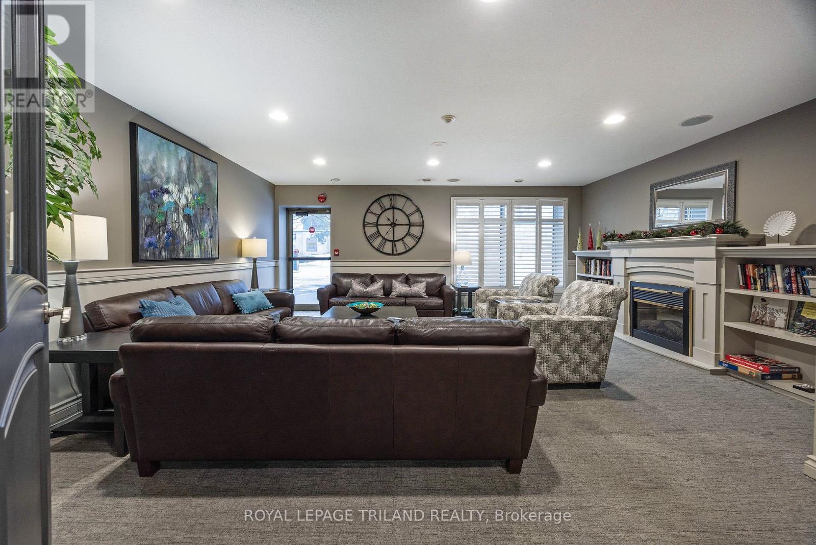 1202 - 250 Pall Mall Street Property Photo 43