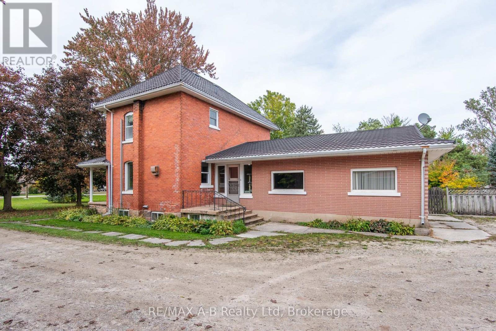 4607 Perth 135 Rd Road Property Photo 5