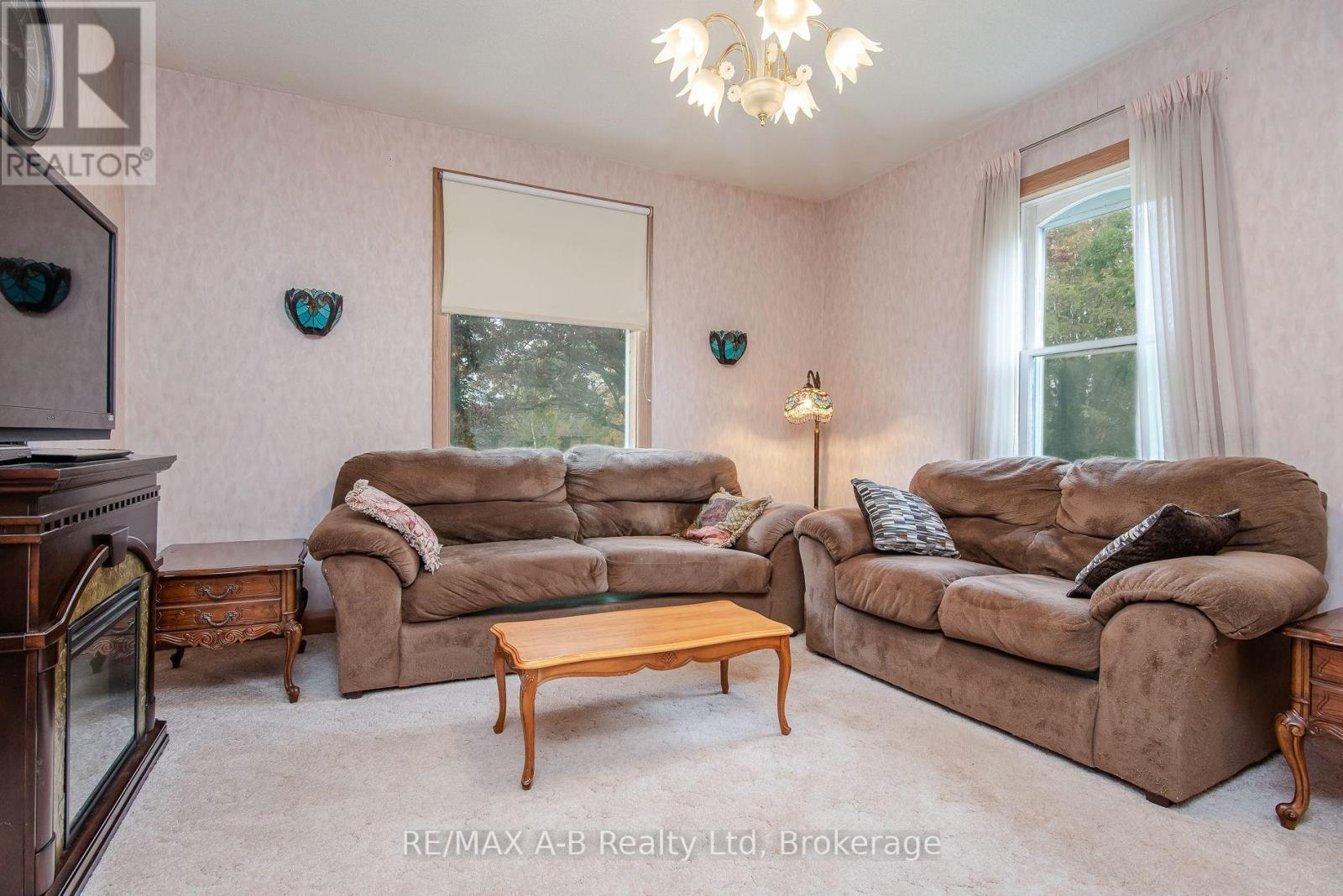 4607 Perth 135 Rd Road Property Photo 16