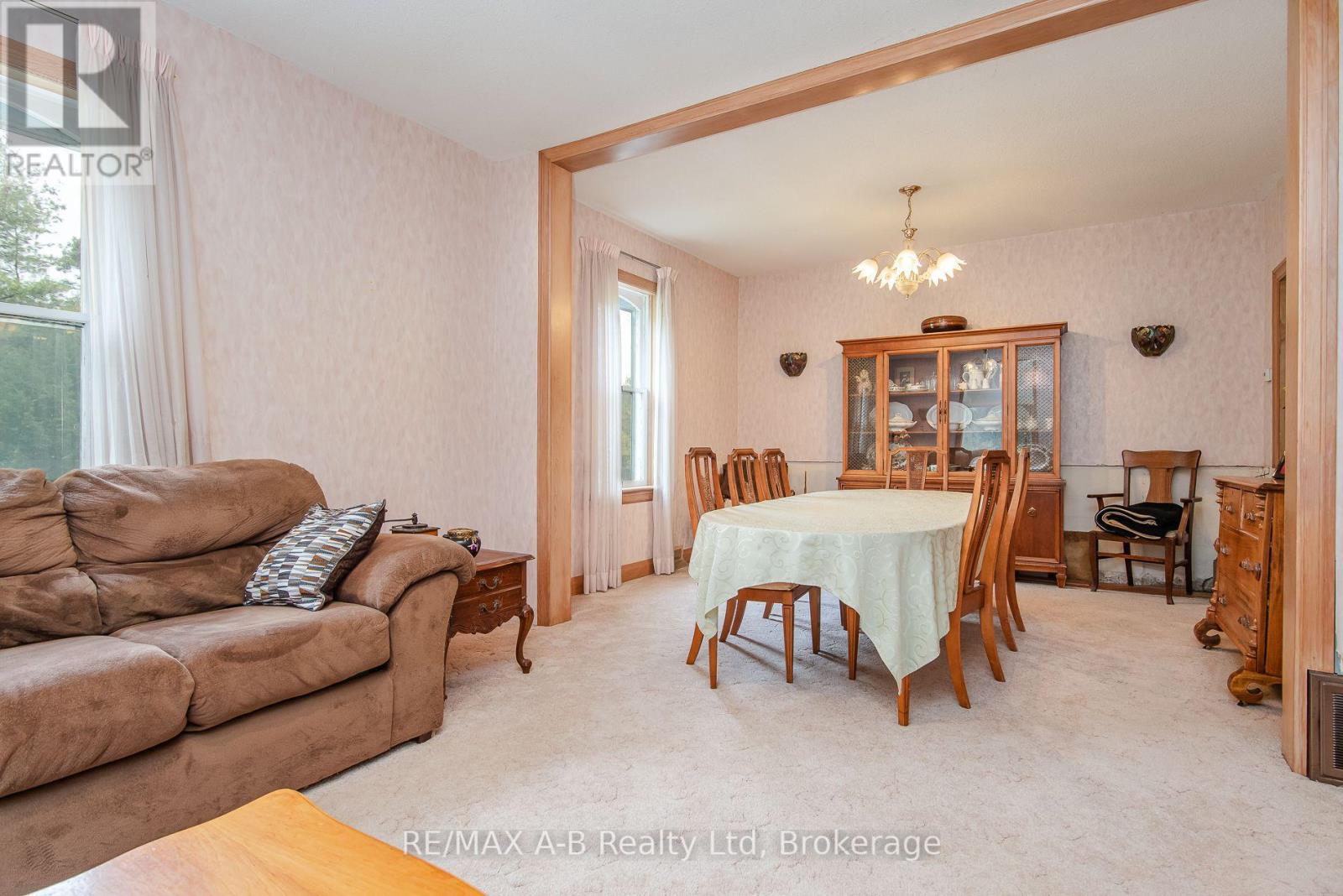 4607 Perth 135 Rd Road Property Photo 18