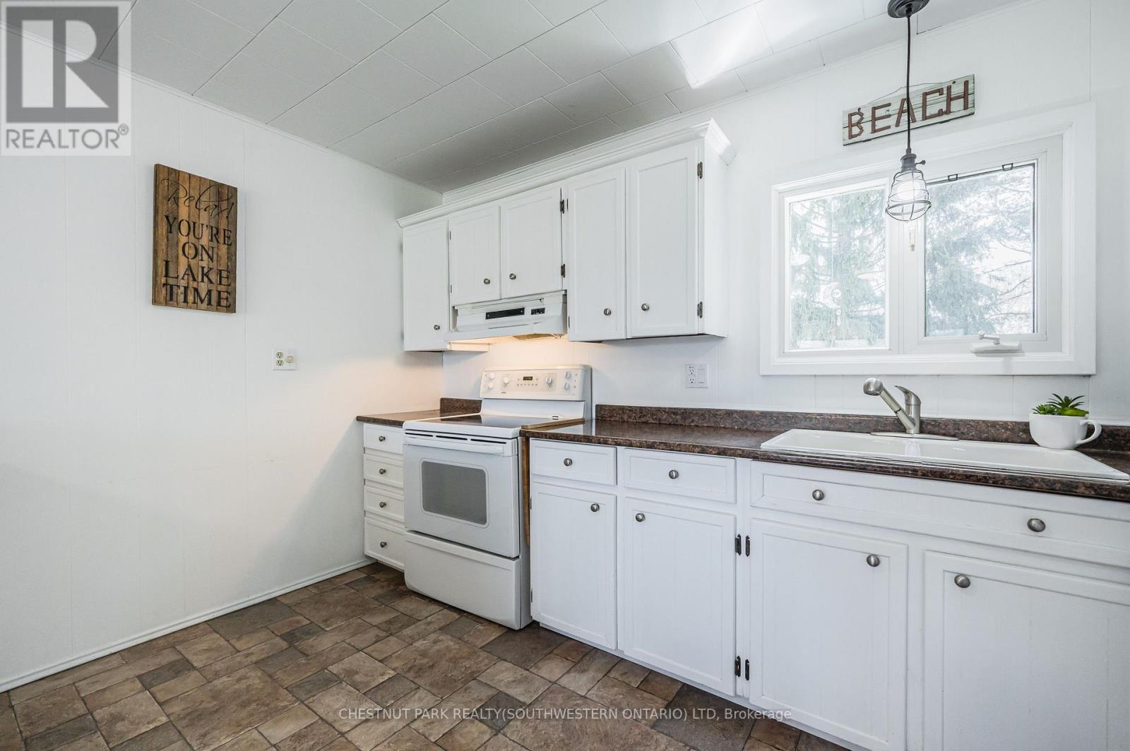 72562 Princess Street Property Photo 16