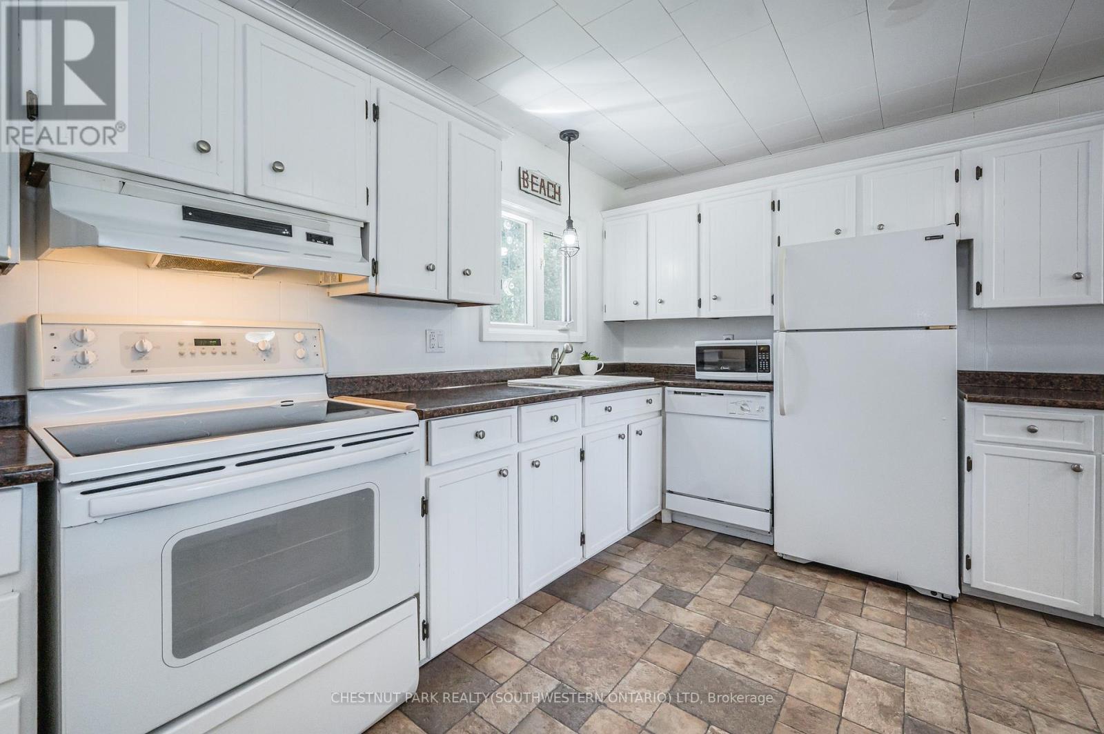 72562 Princess Street Property Photo 17