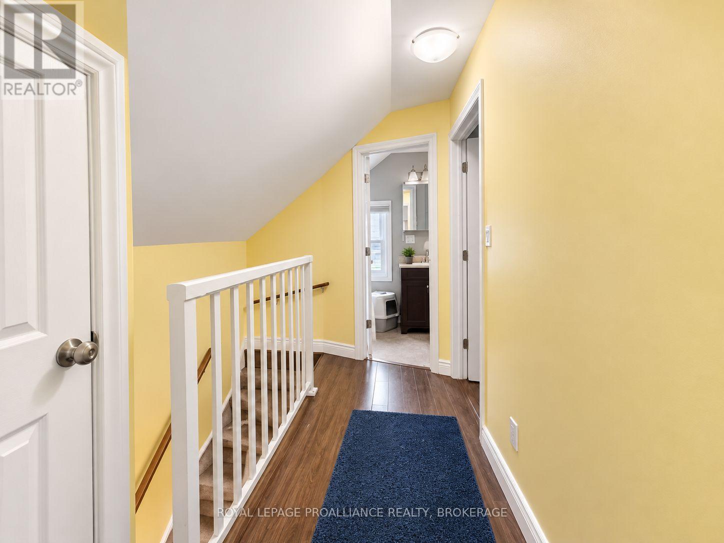 165 Pearl Street W Property Photo 12