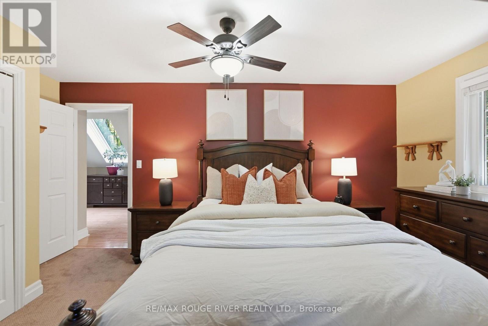 2774 Les Davey Road Property Photo 22