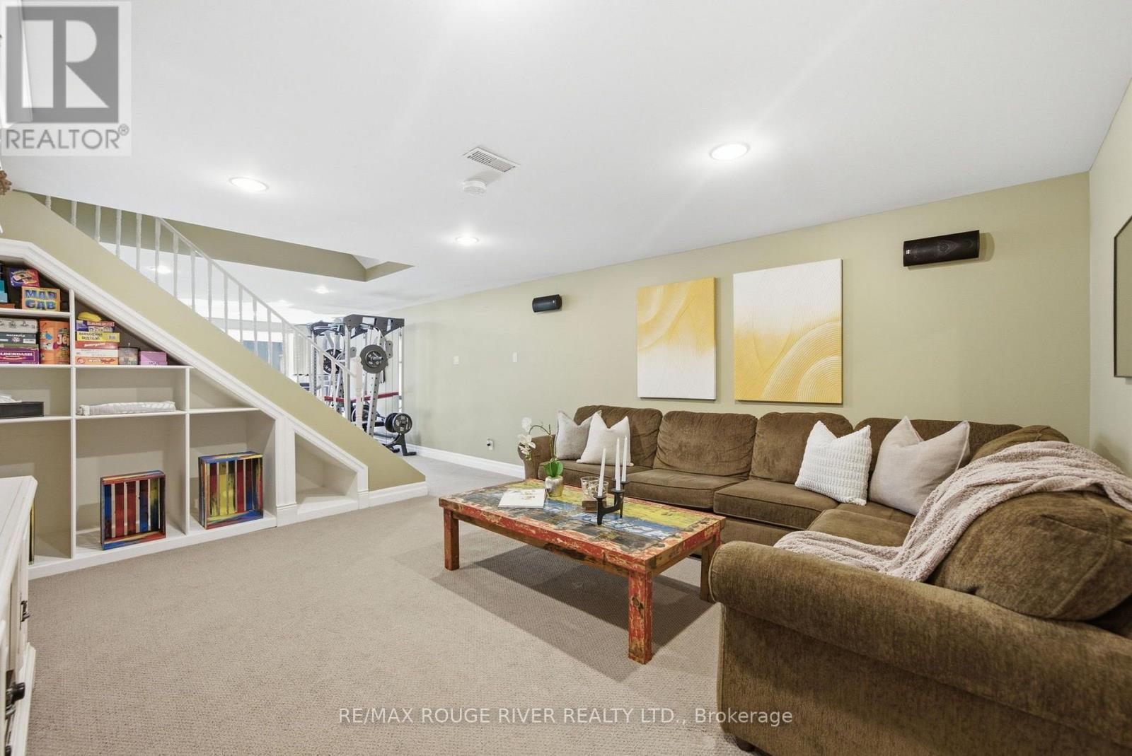2774 Les Davey Road Property Photo 29