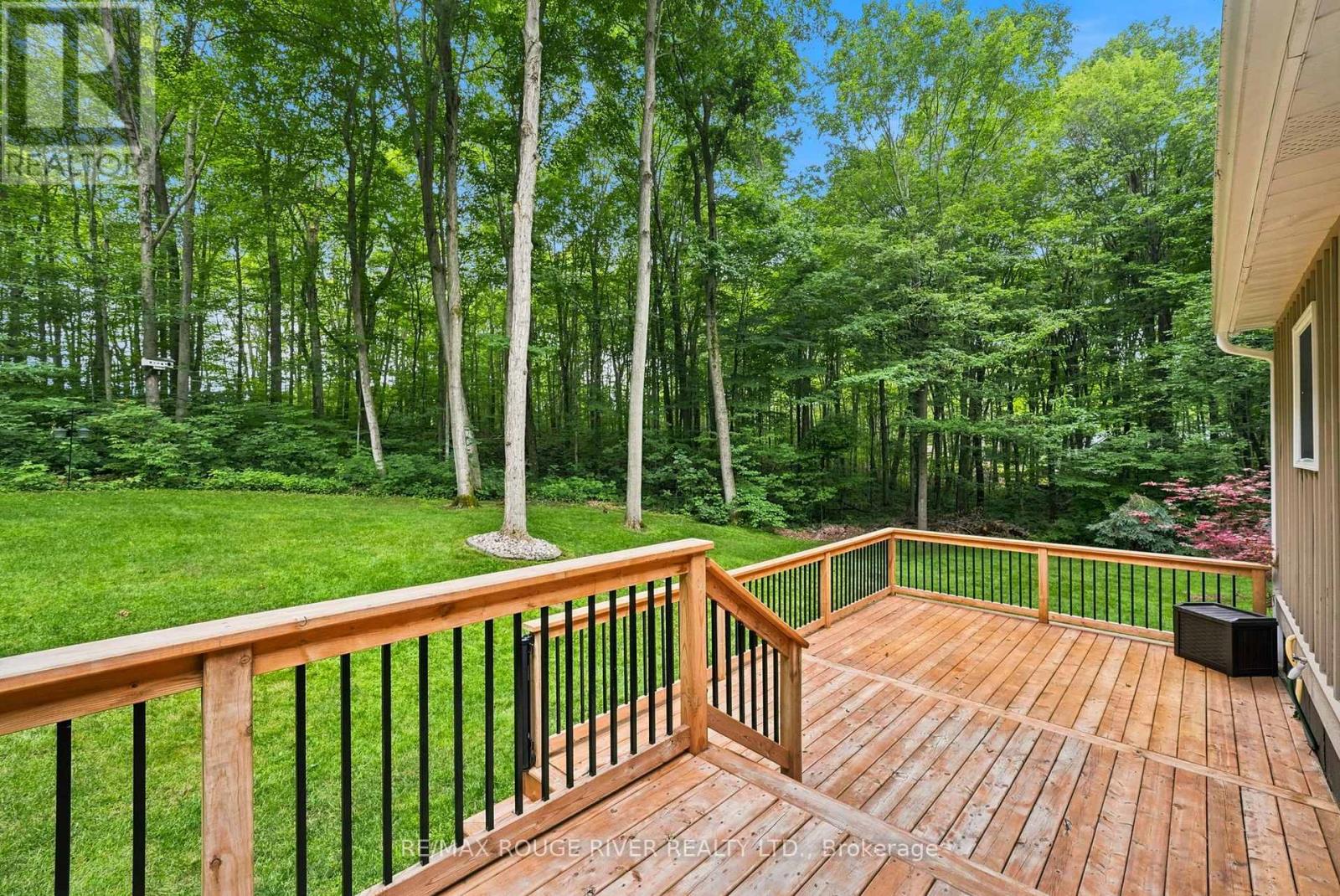 2774 Les Davey Road Property Photo 41