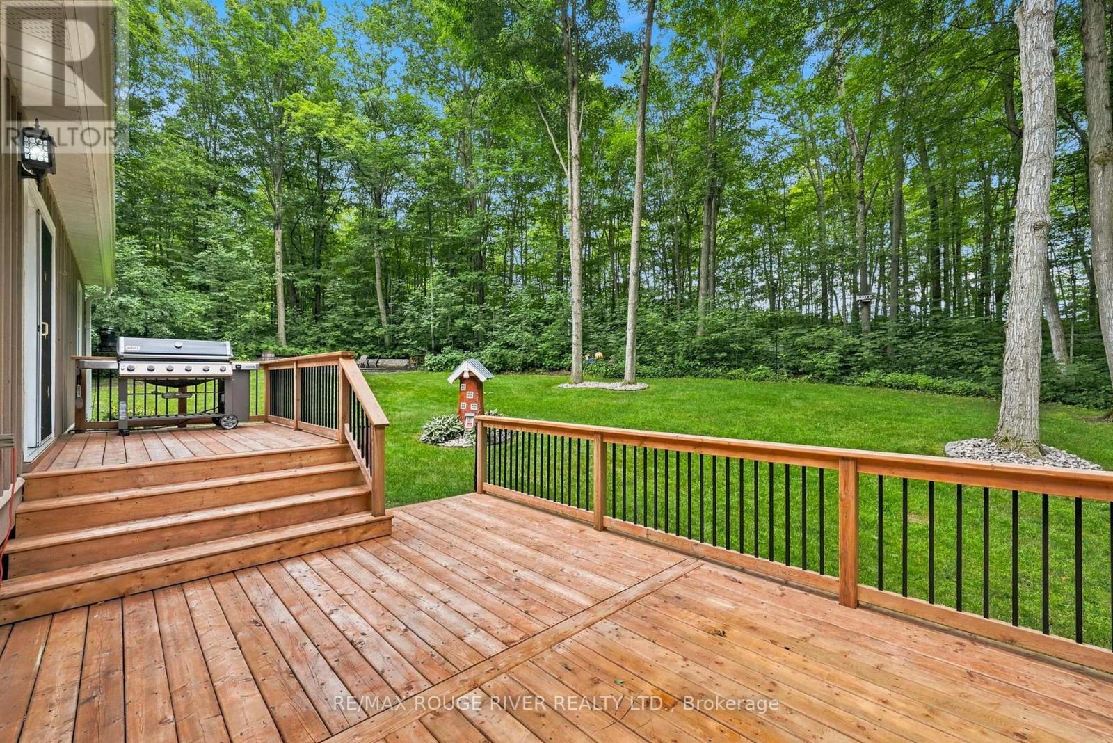 2774 Les Davey Road Property Photo 42