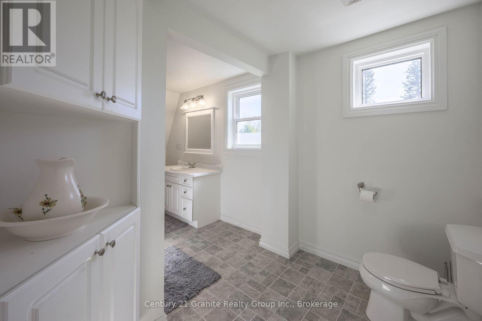224 Burnt River Road Property Photo 40