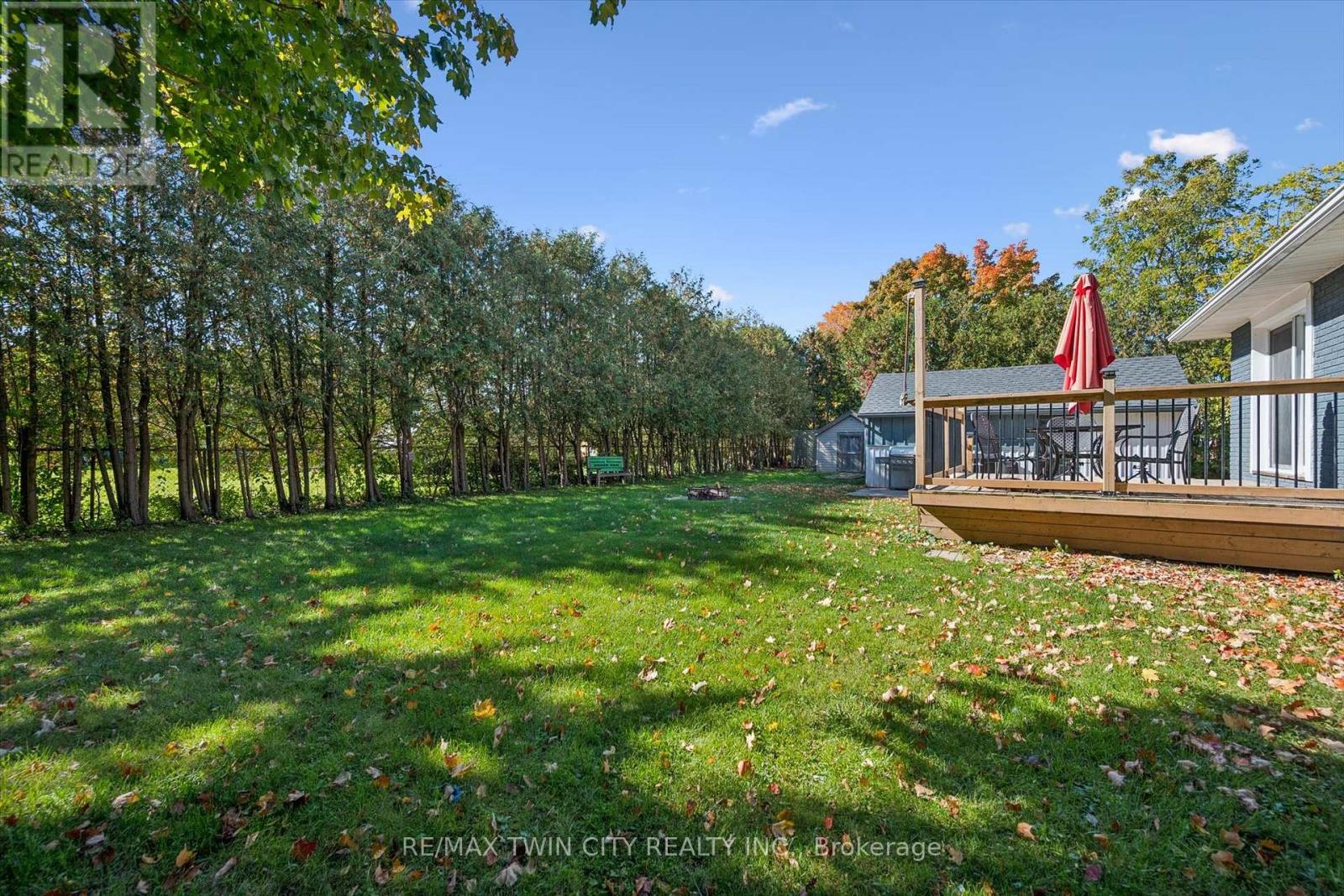 15 Emma Street Property Photo 29