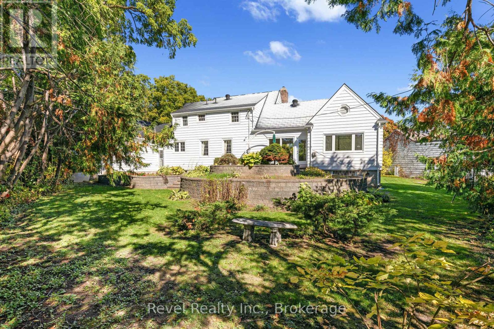 13 Sylvan Crescent Property Photo 39