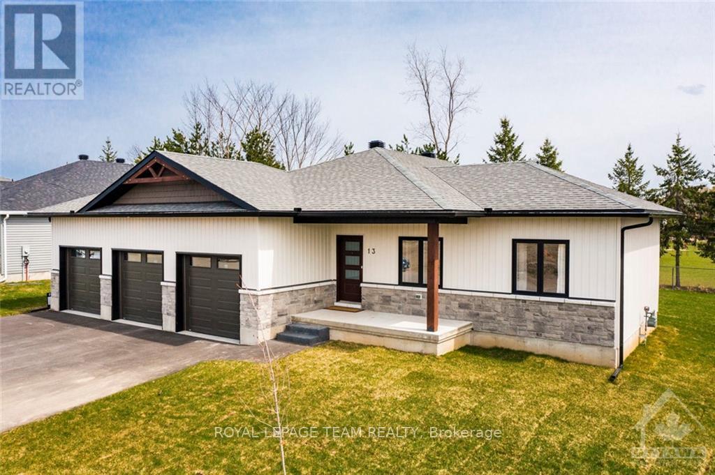 13 MORRISON DRIVE Property Photo 1